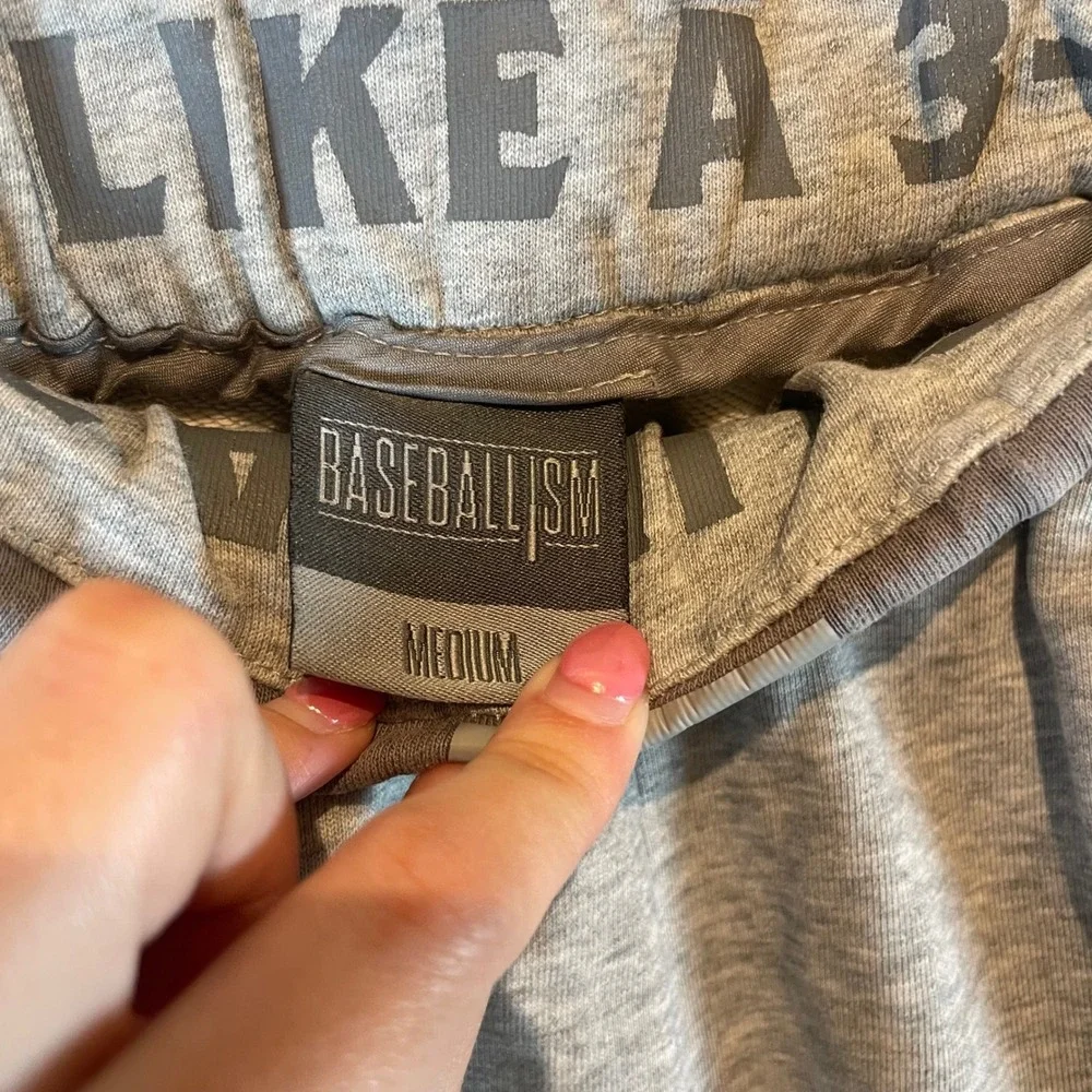 Baseballism Mens Gray Sweat Shorts Elastic Waist Zip Pockets‎ Size Medium